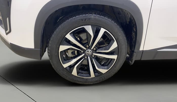 2023 MG HECTOR SHARP PRO 2.0 TURBO DIESEL, Diesel, Manual, 23,647 km, Left Front Wheel