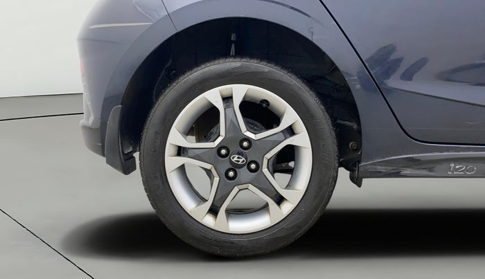 2023 Hyundai NEW I20 SPORTZ 1.2 IVT, Petrol, Automatic, 25,048 km, Right Rear Wheel