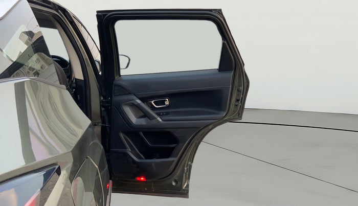 2021 Tata Harrier XZA PLUS 2.0L, Diesel, Automatic, 1,11,291 km, RHS Rear Door