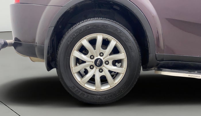2016 Mahindra XUV500 W10 AT, Diesel, Automatic, 89,467 km, Right Rear Wheel
