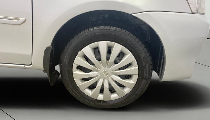 2013 Toyota Etios G, Petrol, Manual, 48,919 km, Right Front Wheel