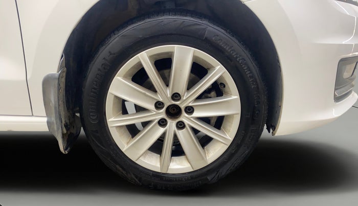 2018 Volkswagen Vento HIGHLINE 1.6 MPI, Petrol, Manual, 50,960 km, Right Front Wheel