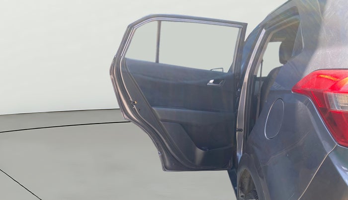 2016 Hyundai Creta SX PLUS 1.6 PETROL, Petrol, Manual, 1,32,816 km, LHS Rear Door