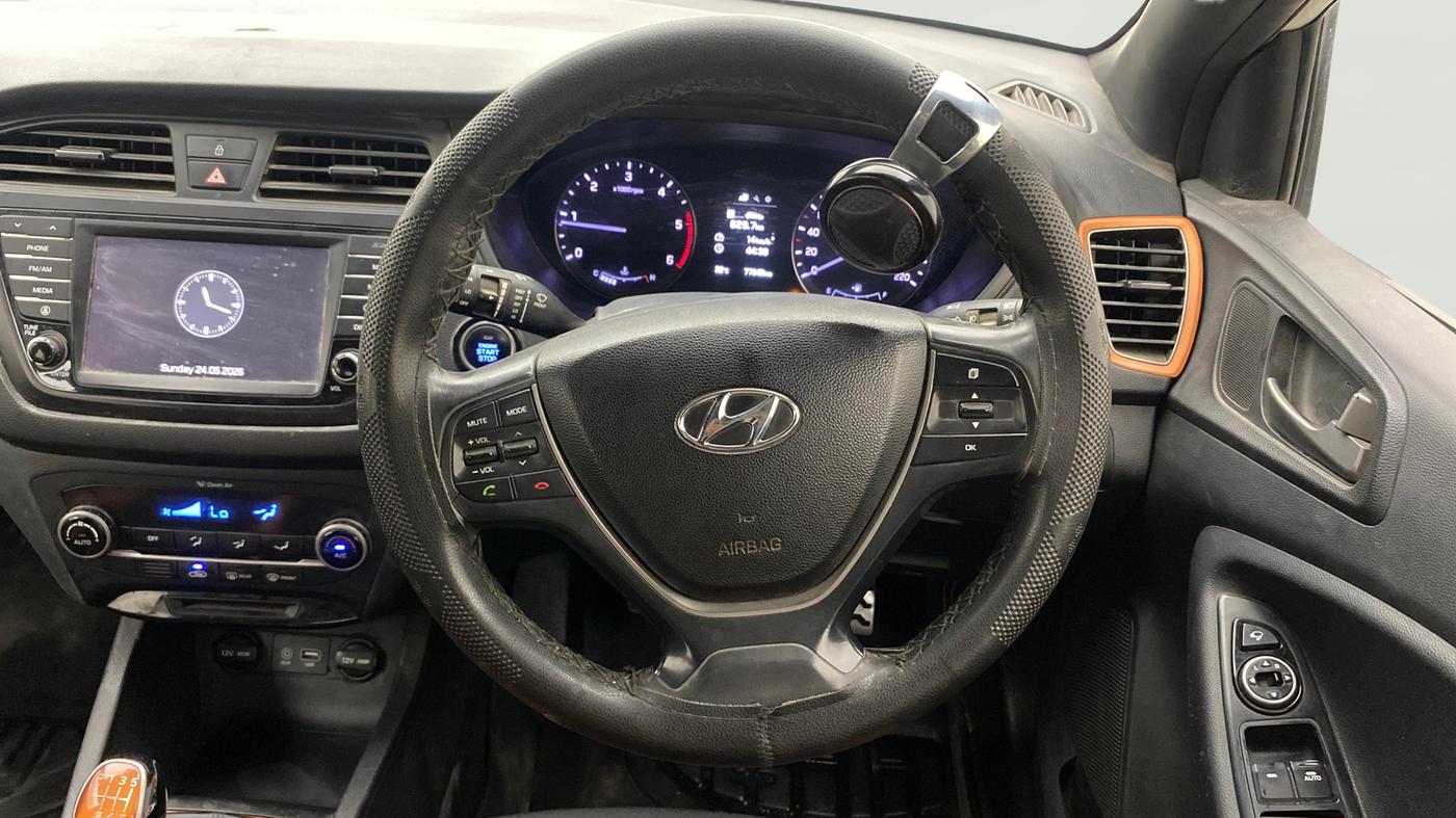 2016 Hyundai i20 Active 1.4 SX, Diesel, Manual, 77,389 km, Steering Wheel Close Up