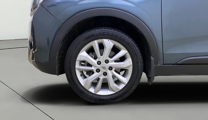 2021 Mahindra XUV300 W8 1.2 PETROL, Petrol, Manual, 50,918 km, Left Front Wheel