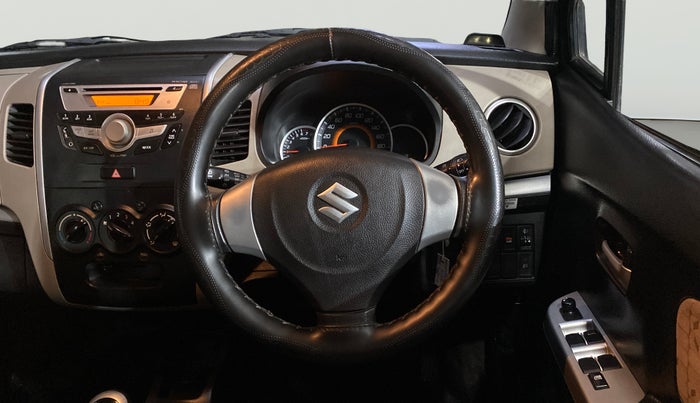 2014 Maruti Wagon R 1.0 VXI, Petrol, Manual, 30,795 km, Steering Wheel Close Up
