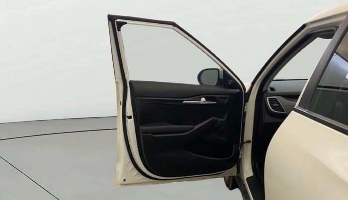 2021 KIA SELTOS HTE 1.5 DIESEL, Diesel, Manual, 31,442 km, LHS Front Door