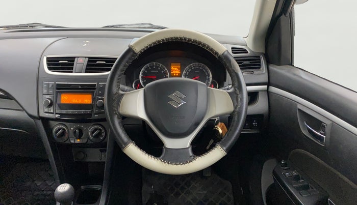 2016 Maruti Swift VXI, Petrol, Manual, 42,492 km, Steering Wheel Close Up