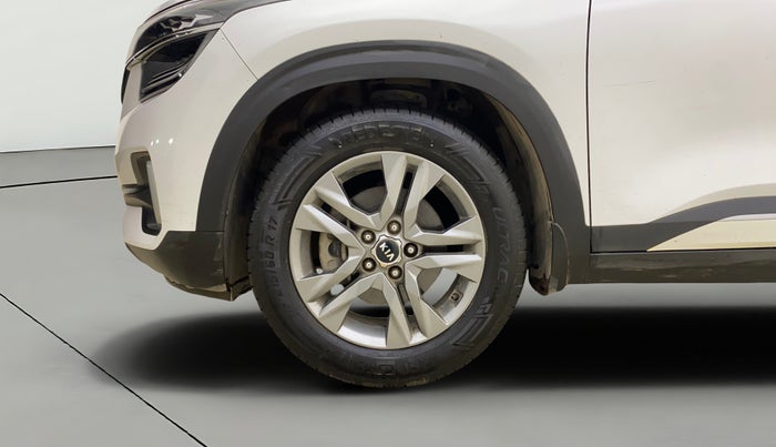 2020 KIA SELTOS HTX IVT 1.5 PETROL, Petrol, Automatic, 1,37,635 km, Left Front Wheel