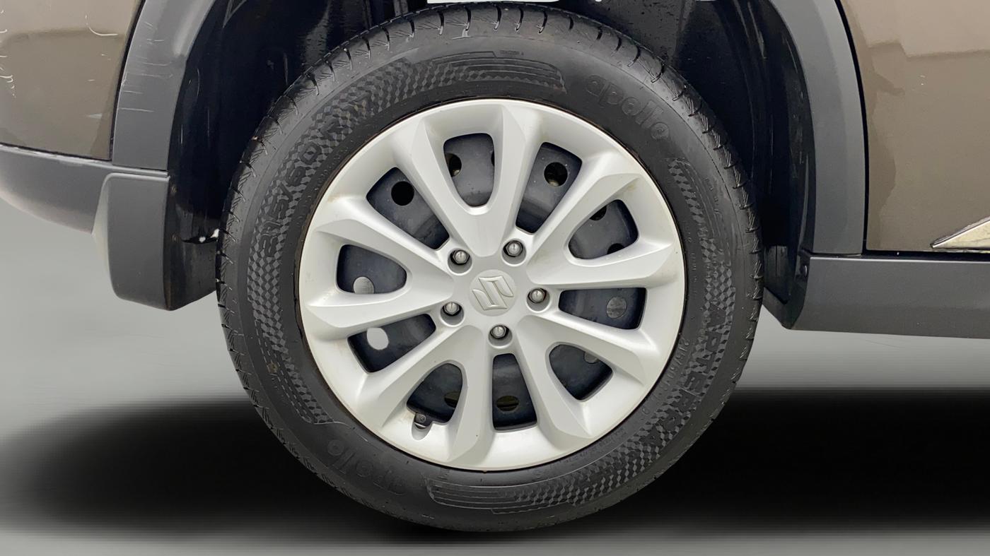 2023 Maruti Grand Vitara DELTA SMART HYBRID, Petrol, Manual, 16,254 km, Right Rear Wheel