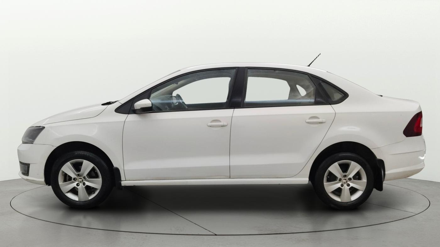 2019 Skoda Rapid AMBITION 1.6 MPI MT, Petrol, Manual, 58,054 km, Left Side