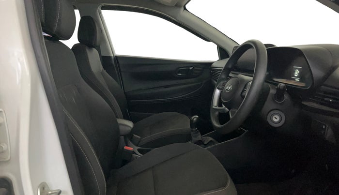 2022 Hyundai NEW I20 SPORTZ 1.2 MT, Petrol, Manual, 50,366 km, Right Side Front Door Cabin