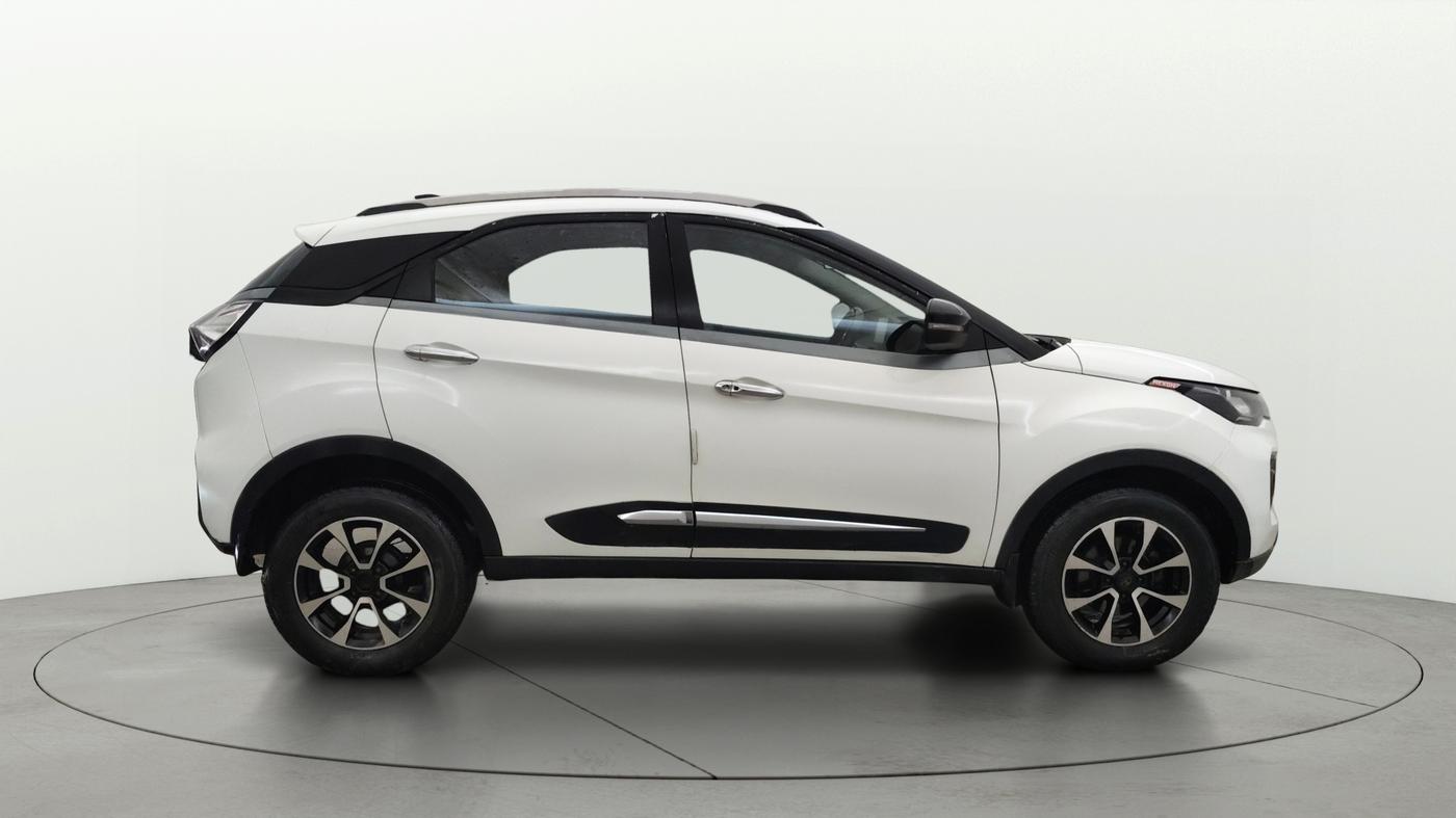 2021 Tata NEXON XZA PLUS DIESEL, Diesel, Automatic, 93,934 km, Right Side View