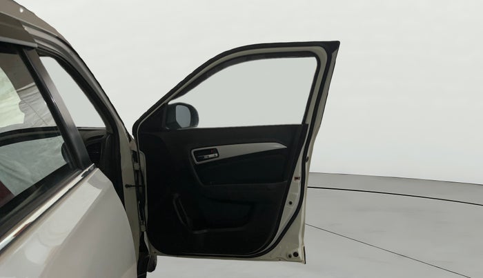 2021 Maruti Vitara Brezza ZXI, Petrol, Manual, 68,625 km, RHS Front Door