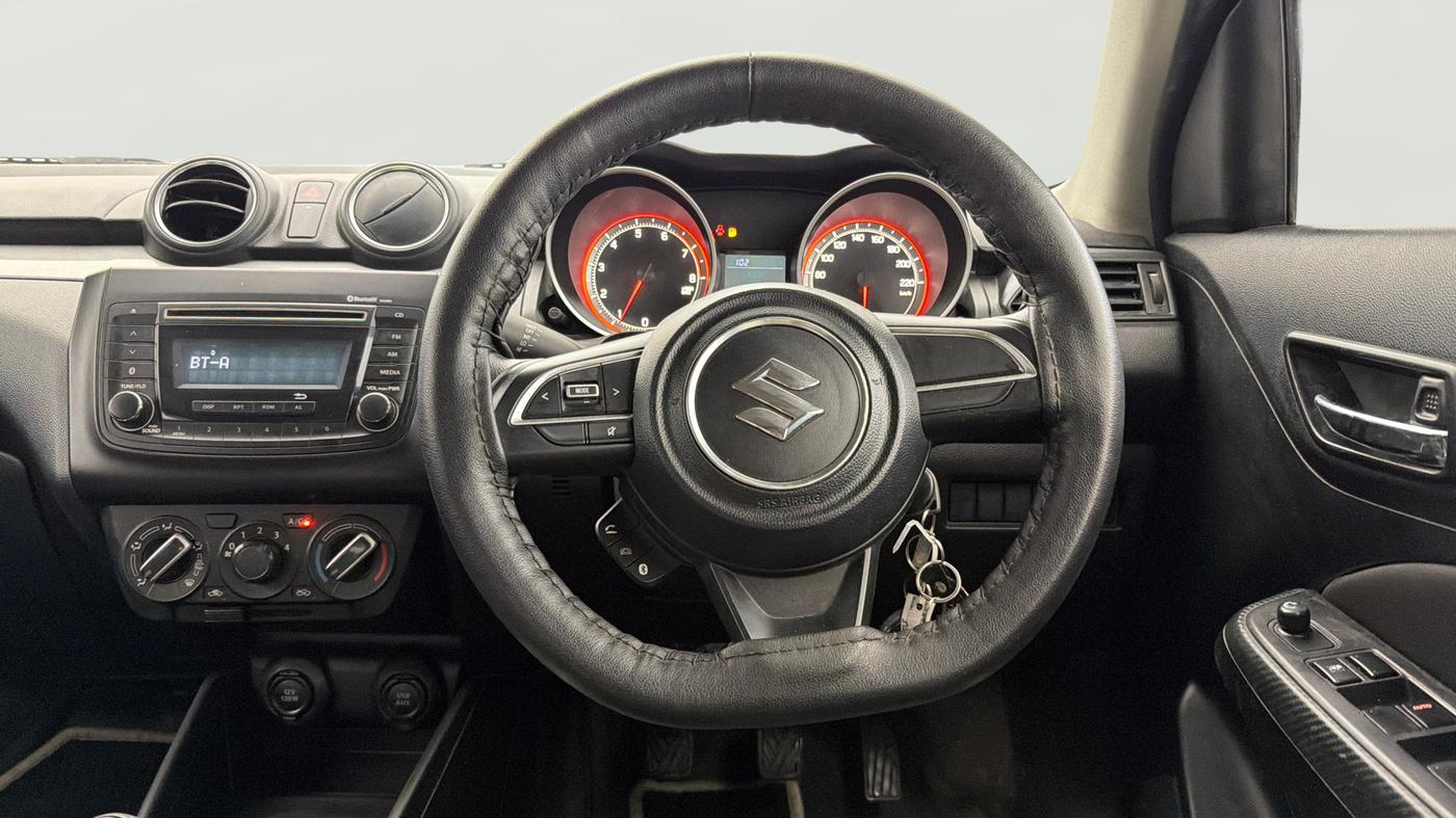 2018 Maruti Swift VXI, Petrol, Manual, 15,729 km, Steering Wheel Close Up