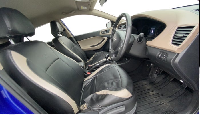 2016 Hyundai Elite i20 ASTA 1.2 (O), Petrol, Manual, 75,828 km, Right Side Front Door Cabin