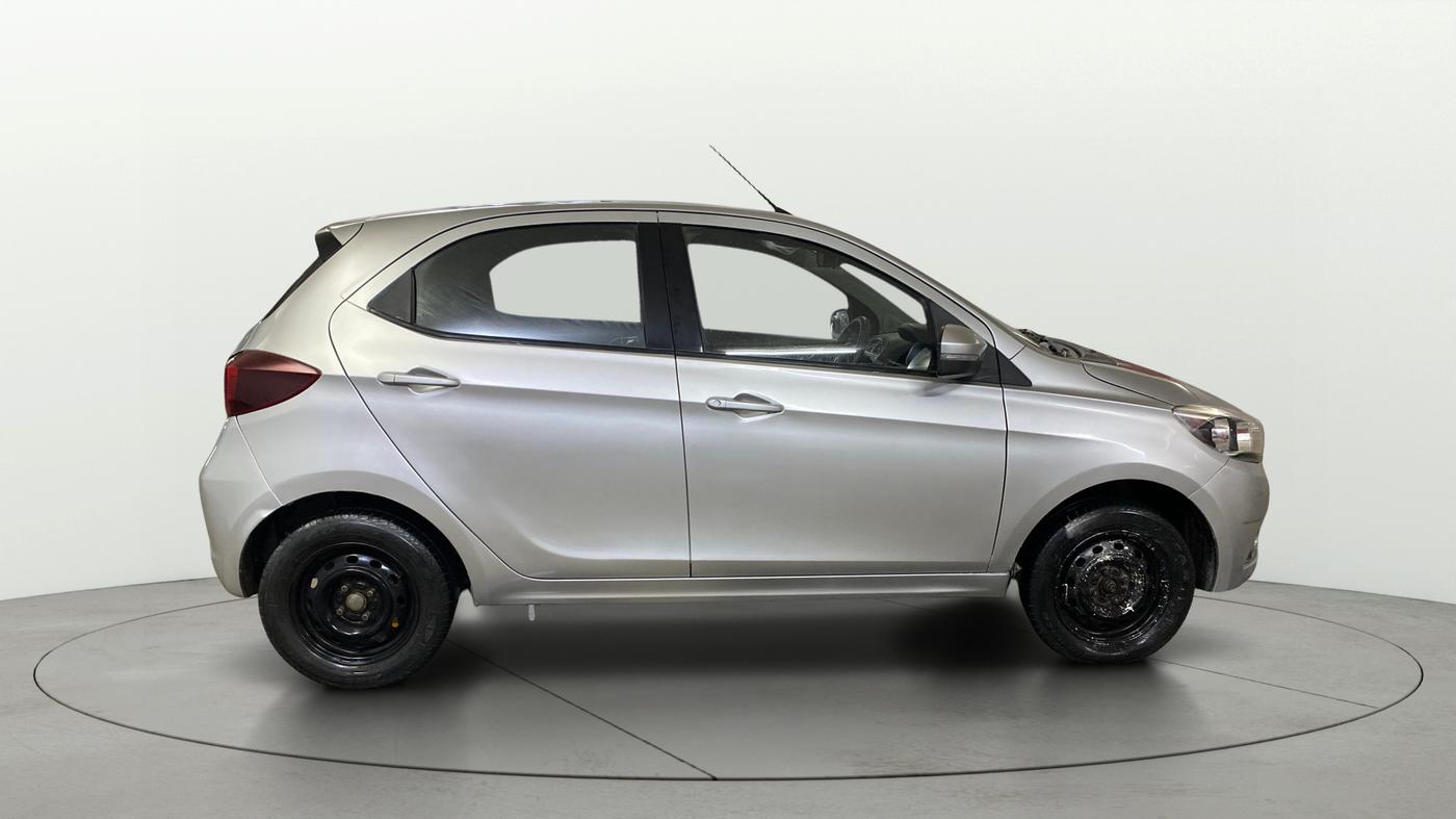 2016 Tata Tiago XZ PETROL, Petrol, Manual, 51,989 km, Right Side View