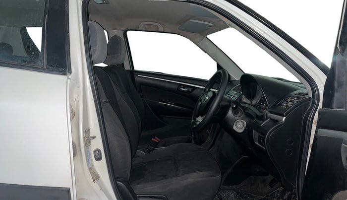 2016 Maruti Swift VDI, Diesel, Manual, 69,476 km, Right Side Front Door Cabin