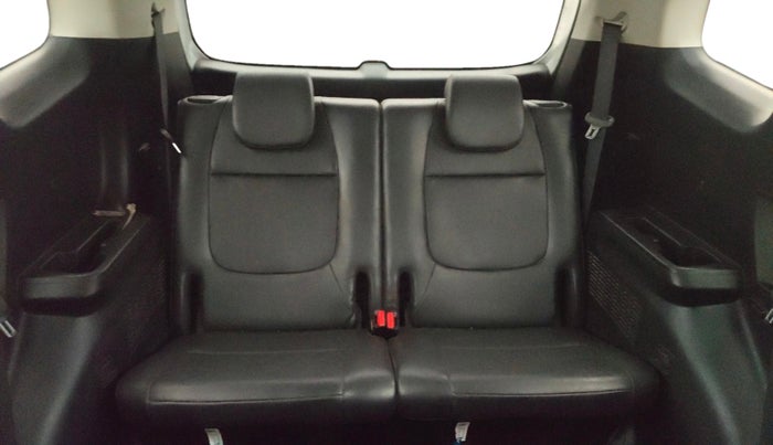 2023 KIA CARENS PREMIUM 1.5 PETROL 7 STR, Petrol, Manual, 16,676 km, Third Seat Row ( optional )