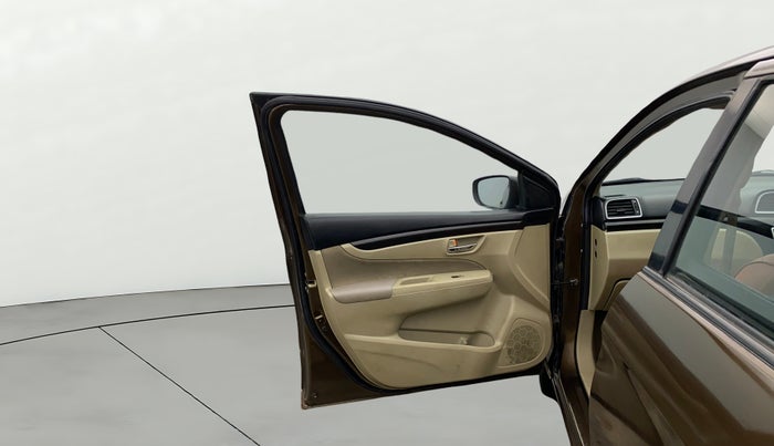 2017 Maruti Ciaz DELTA 1.4 AT PETROL, Petrol, Automatic, 1,21,537 km, LHS Front Door