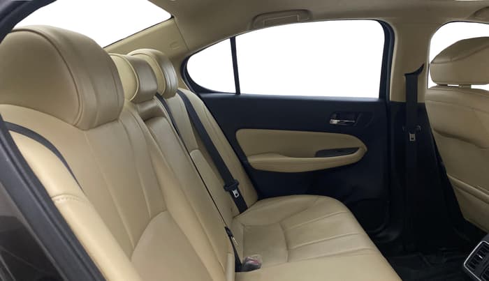 2020 Honda City 1.5L I-VTEC ZX CVT, Petrol, Automatic, 31,845 km, Right Side Rear Door Cabin