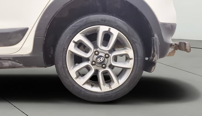 2018 Hyundai i20 Active 1.2 SX, Petrol, Manual, 24,582 km, Left Rear Wheel
