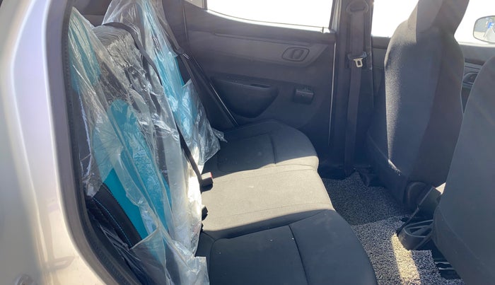 2020 Renault Kwid NEOTECH RXL 1.0 MT, Petrol, Manual, 20,948 km, Right Side Rear Door Cabin