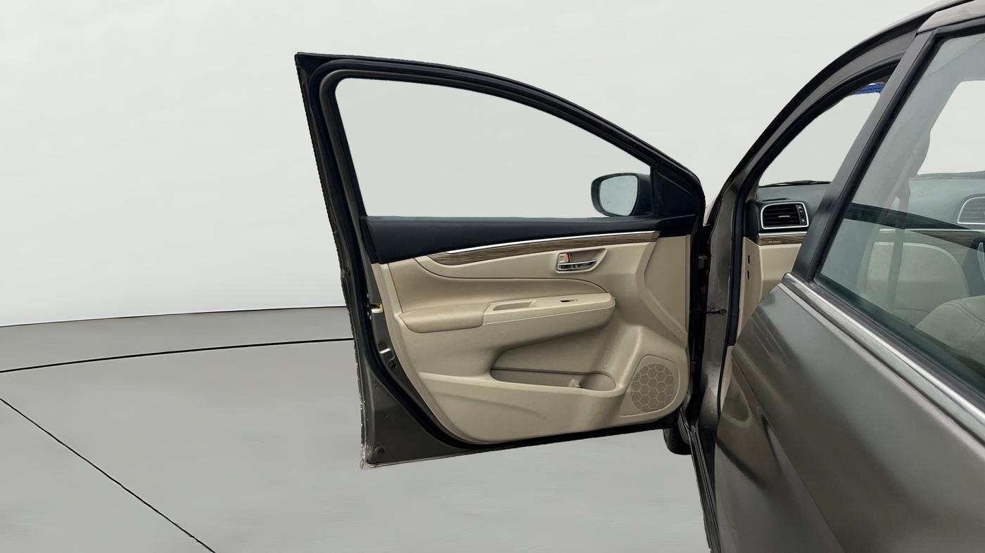 2020 Maruti Ciaz ALPHA 1.5 SHVS PETROL, Petrol, Manual, 27,288 km, LHS Front Door