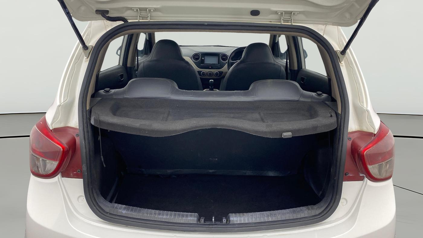 2016 Hyundai Grand i10 MAGNA 1.2 KAPPA VTVT, Petrol, Manual, 40,039 km, Boot Open Zoomed View