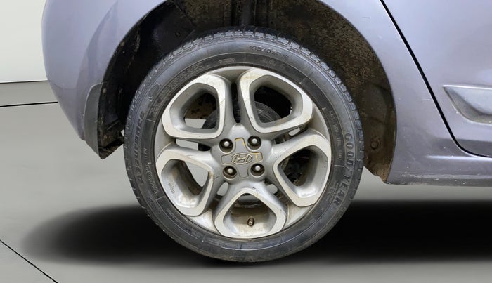 2020 Hyundai Elite i20 ASTA 1.2 (O), Petrol, Manual, 90,445 km, Right Rear Wheel