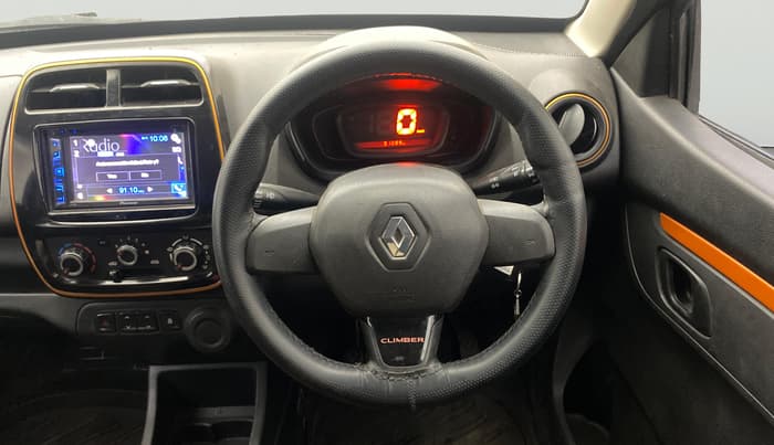 2017 Renault Kwid CLIMBER 1.0, Petrol, Manual, 51,063 km, Steering Wheel Close Up