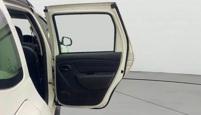 2017 Renault Duster RXS CVT, Petrol, Automatic, 77,297 km, RHS Rear Door