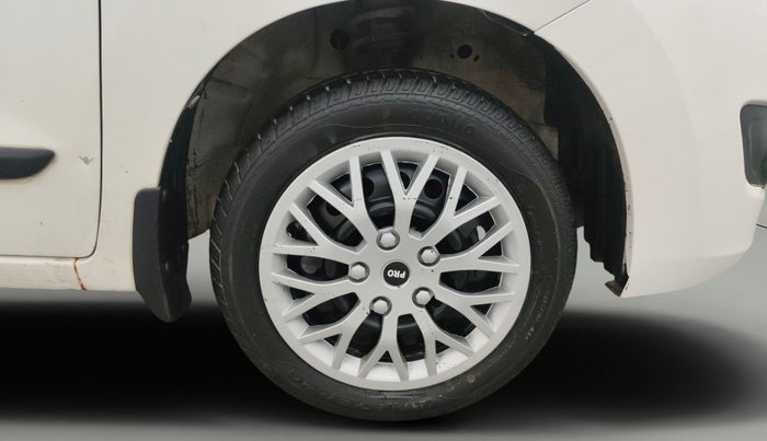 2018 Maruti Wagon R 1.0 VXI, Petrol, Manual, 42,943 km, Right Front Wheel