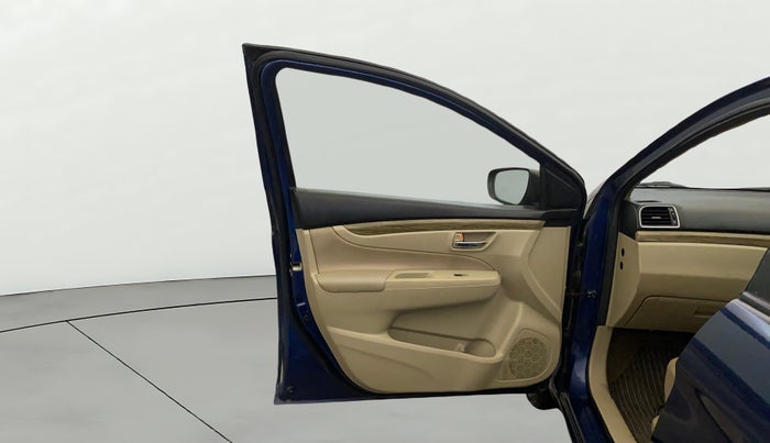 2020 Maruti Ciaz DELTA 1.5 SHVS MT PETROL, Petrol, Manual, 93,832 km, LHS Front Door