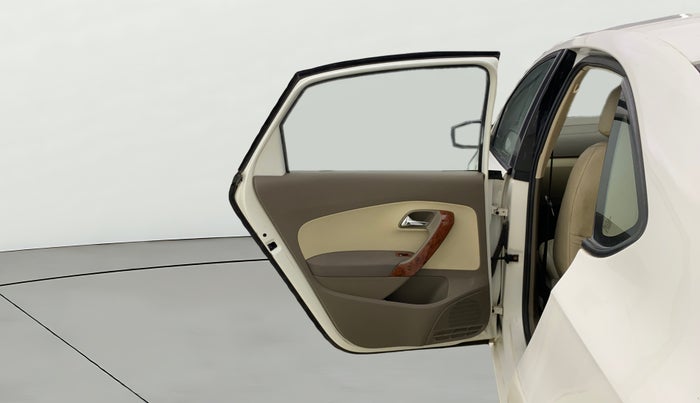 2015 Skoda Rapid 1.5 TDI CR ELEGANCE AT, Diesel, Automatic, 38,260 km, LHS Rear Door