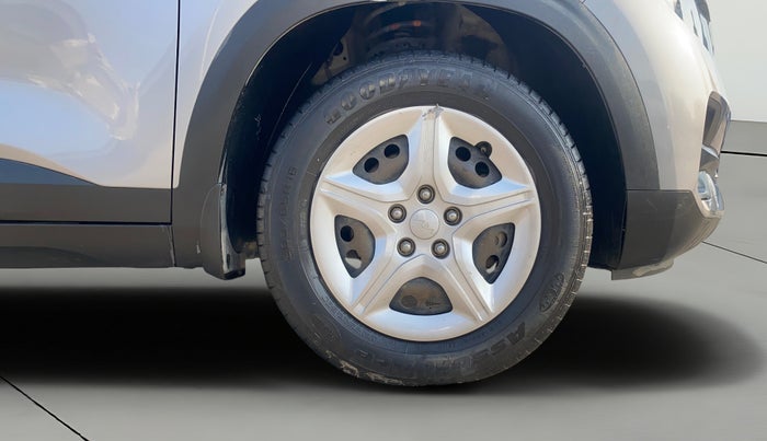 2021 KIA SELTOS HTK 1.5 PETROL, Petrol, Manual, 29,800 km, Right Front Wheel