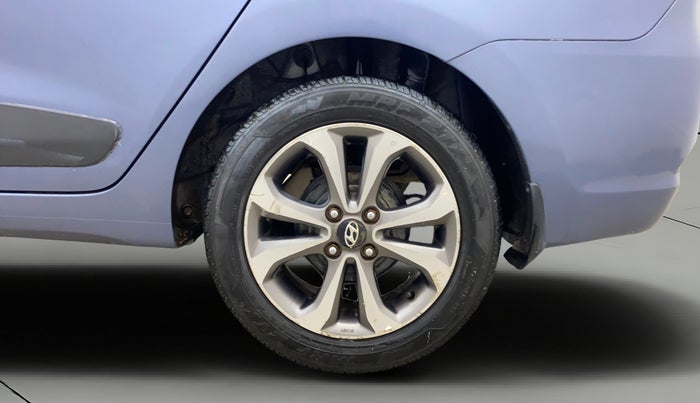 2015 Hyundai Xcent SX 1.2, Petrol, Manual, 1,20,441 km, Left Rear Wheel