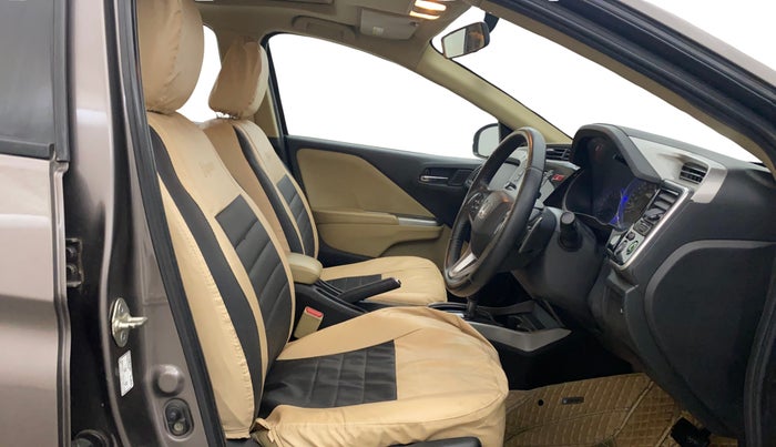 2016 Honda City 1.5L I-VTEC VX CVT, Petrol, Automatic, 55,983 km, Right Side Front Door Cabin