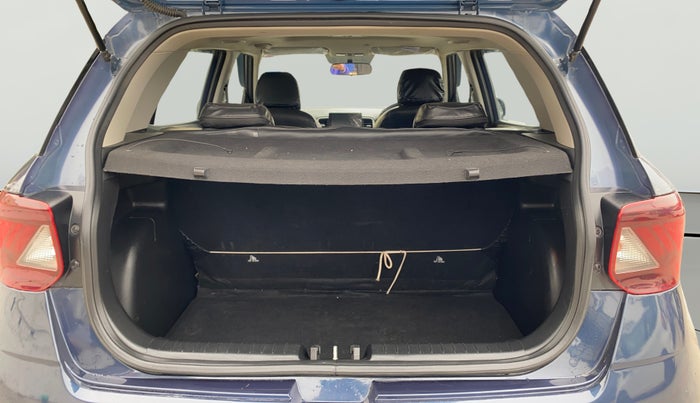 2021 Hyundai VENUE SX 1.5 CRDI, Diesel, Manual, 17,812 km, Boot Open Zoomed View