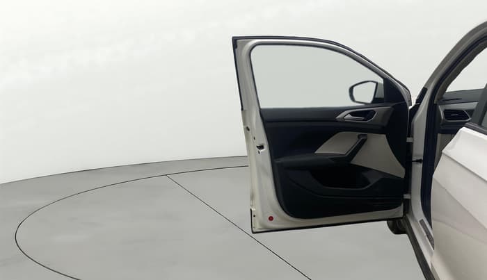 2023 Volkswagen TAIGUN HIGHLINE 1.0 TSI MT, Petrol, Manual, 27,931 km, LHS Front Door