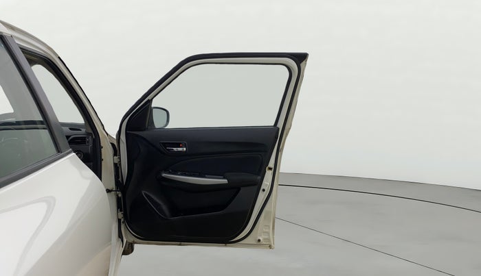 2018 Maruti Swift ZDI, Diesel, Manual, 81,478 km, RHS Front Door