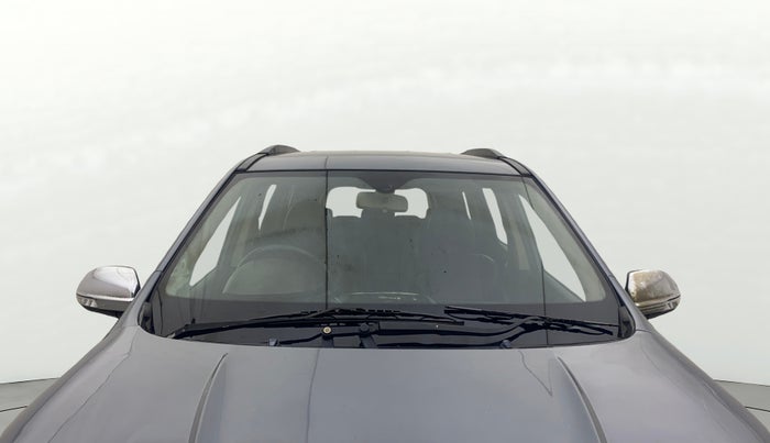 2014 Mahindra XUV500 W8, Diesel, Manual, 71,221 km, Front Windshield