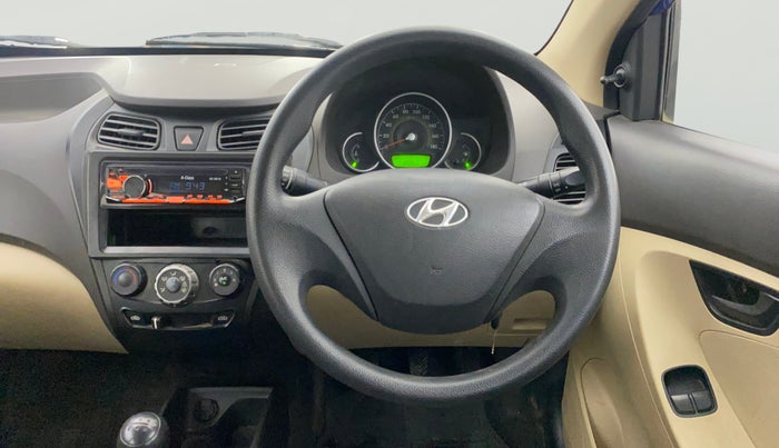 2012 Hyundai Eon MAGNA +, Petrol, Manual, 71,198 km, Steering Wheel Close Up