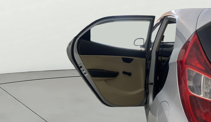 2014 Hyundai Eon MAGNA +, Petrol, Manual, 29,824 km, LHS Rear Door