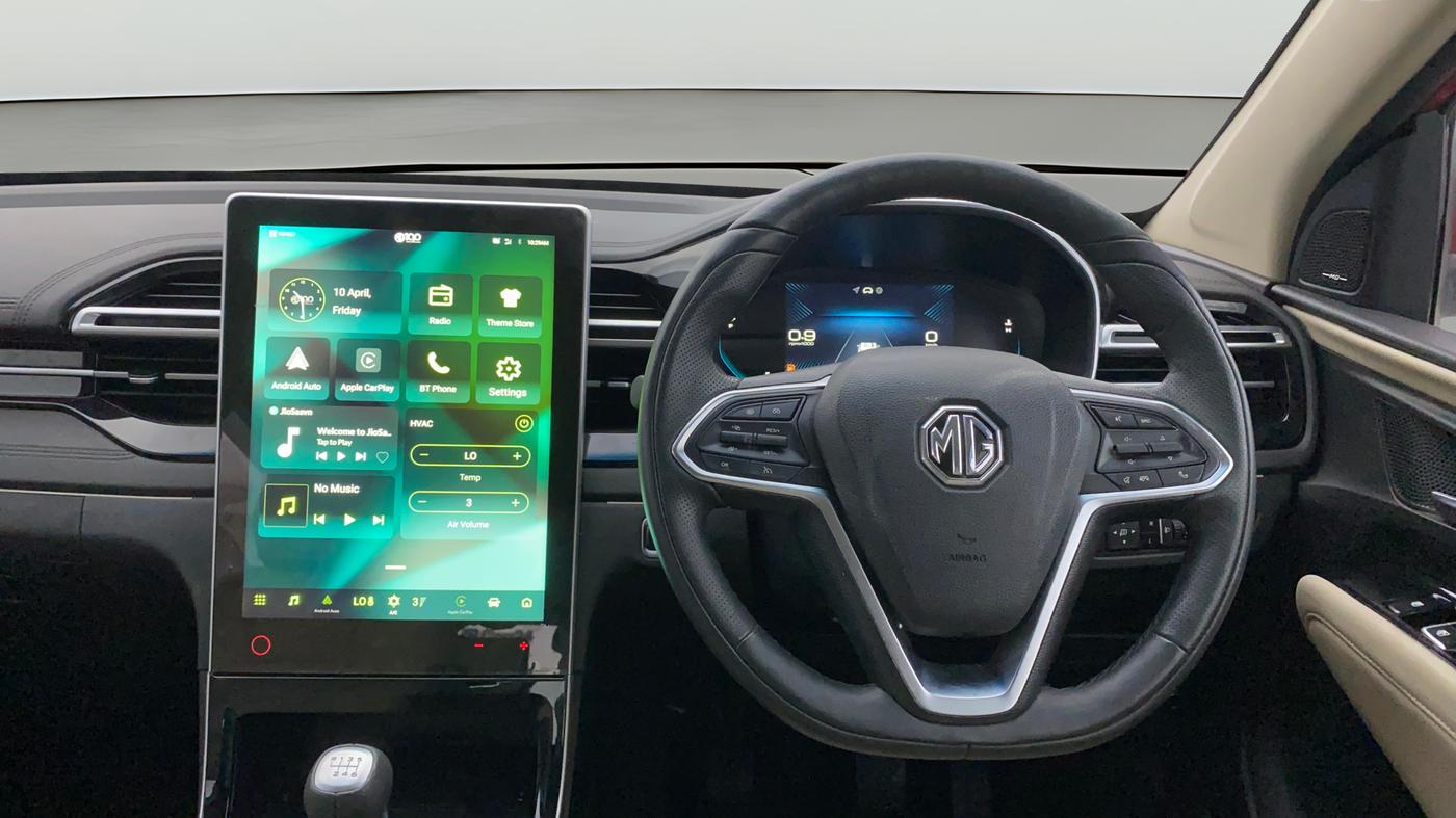 2023 MG HECTOR SMART PRO 1.5 TURBO MT PETROL, Petrol, Manual, 16,880 km, Steering Wheel Close Up