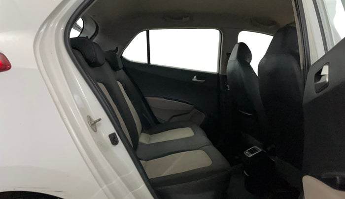 2014 Hyundai Grand i10 ASTA (O) 1.2 KAPPA VTVT, Petrol, Manual, 37,807 km, Right Side Rear Door Cabin