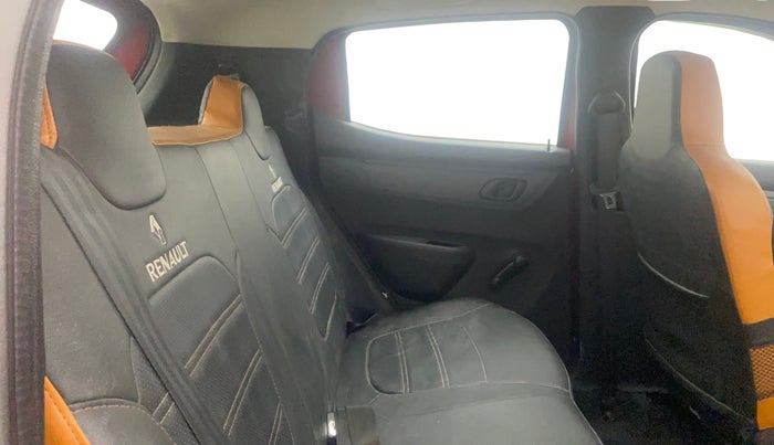 2016 Renault Kwid RXT 0.8, Petrol, Manual, 52,798 km, Right Side Rear Door Cabin