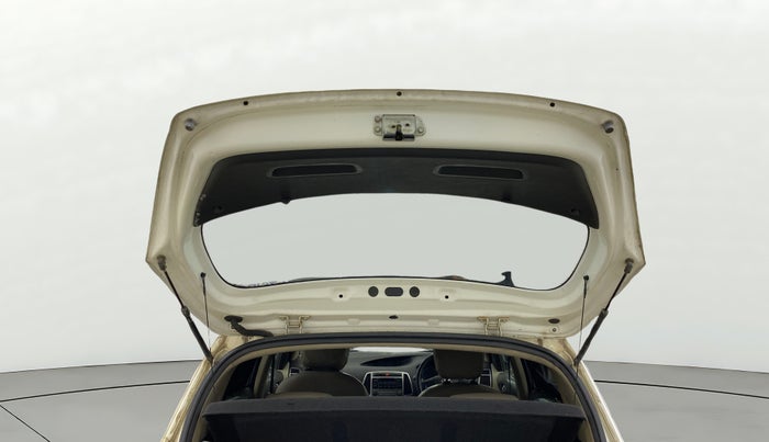 2014 Hyundai i20 SPORTZ 1.2, Petrol, Manual, 98,148 km, Boot Door Open