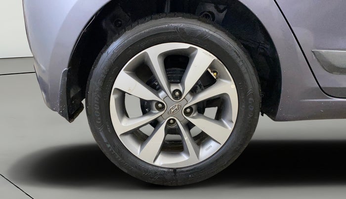 2017 Hyundai Elite i20 ASTA 1.2 (O), Petrol, Manual, 47,302 km, Right Rear Wheel