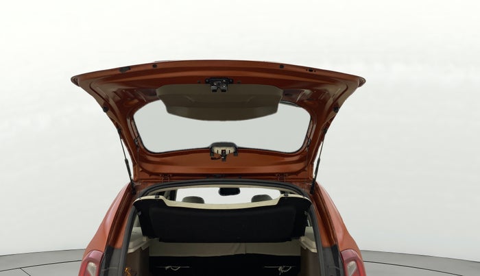 2016 Renault Duster RXL PETROL, Petrol, Manual, 39,124 km, Boot Door Open